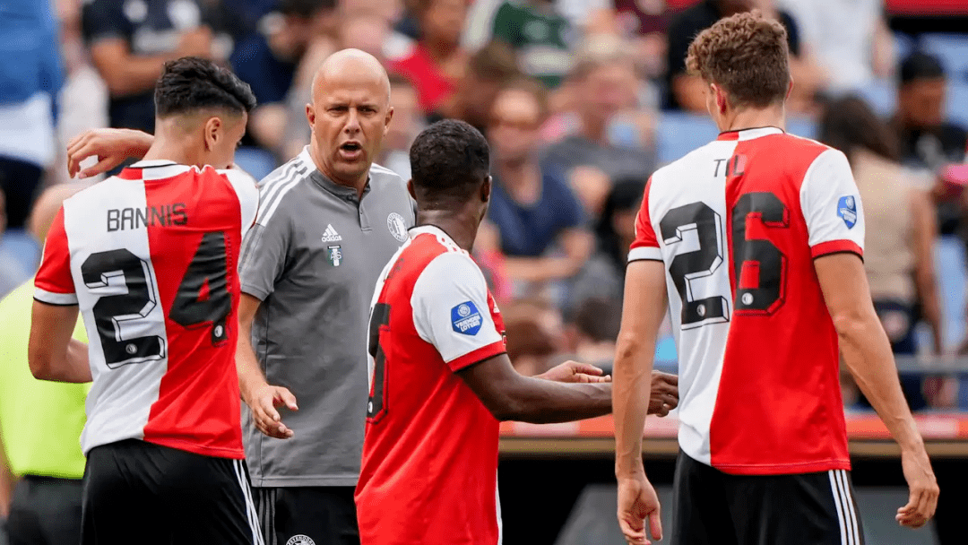  犹他爵士迎荷甲关键赛，国际比赛日队长鼓劲，更衣室稳定，纪律约束更严格