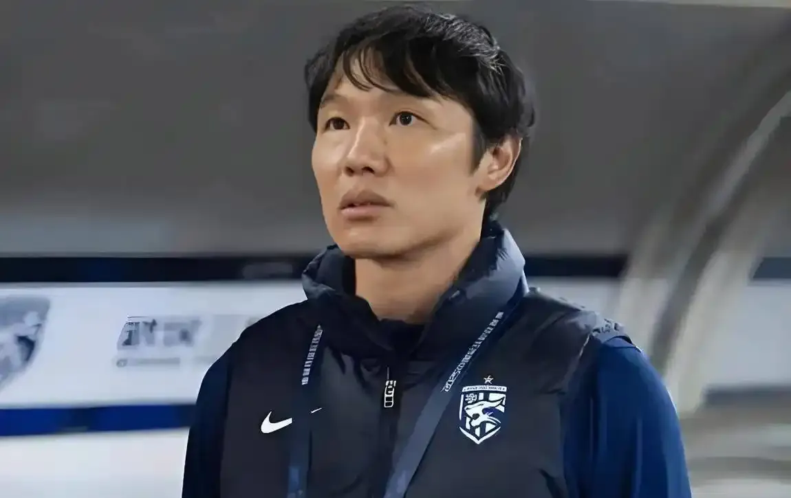 包含武汉三镇训练开放日;今晚门线救险引欢呼;CBA季后赛在即;身体对抗强度拉满的词条 包含武汉三镇训练开放日;今晚门线救险引欢呼;CBA季后赛在即;身体对抗强度拉满的词条