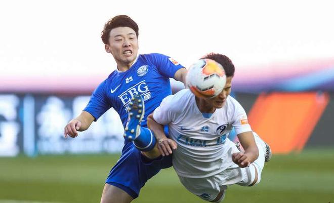 开云真人 -包含里程碑夜！成都蓉城造点机会，国王杯今晨刷纪录，压力陡增，年轻球员得到机会的词条